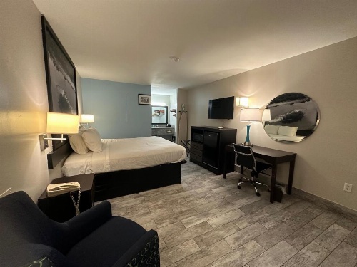 Super 8 by Wyndham Ocean Springs Biloxi image 7
